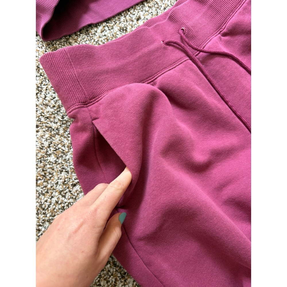 Nike Matching Set Size Medium Berry Pink Cropped Sweatshirt Wide Leg Sweatpants - Picture 9 of 11